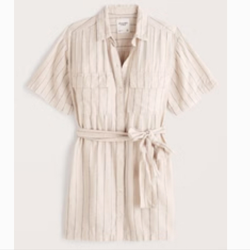 Abercrombie Relaxed Resort Shirt Dress. Cream/blue. Size Small Tall